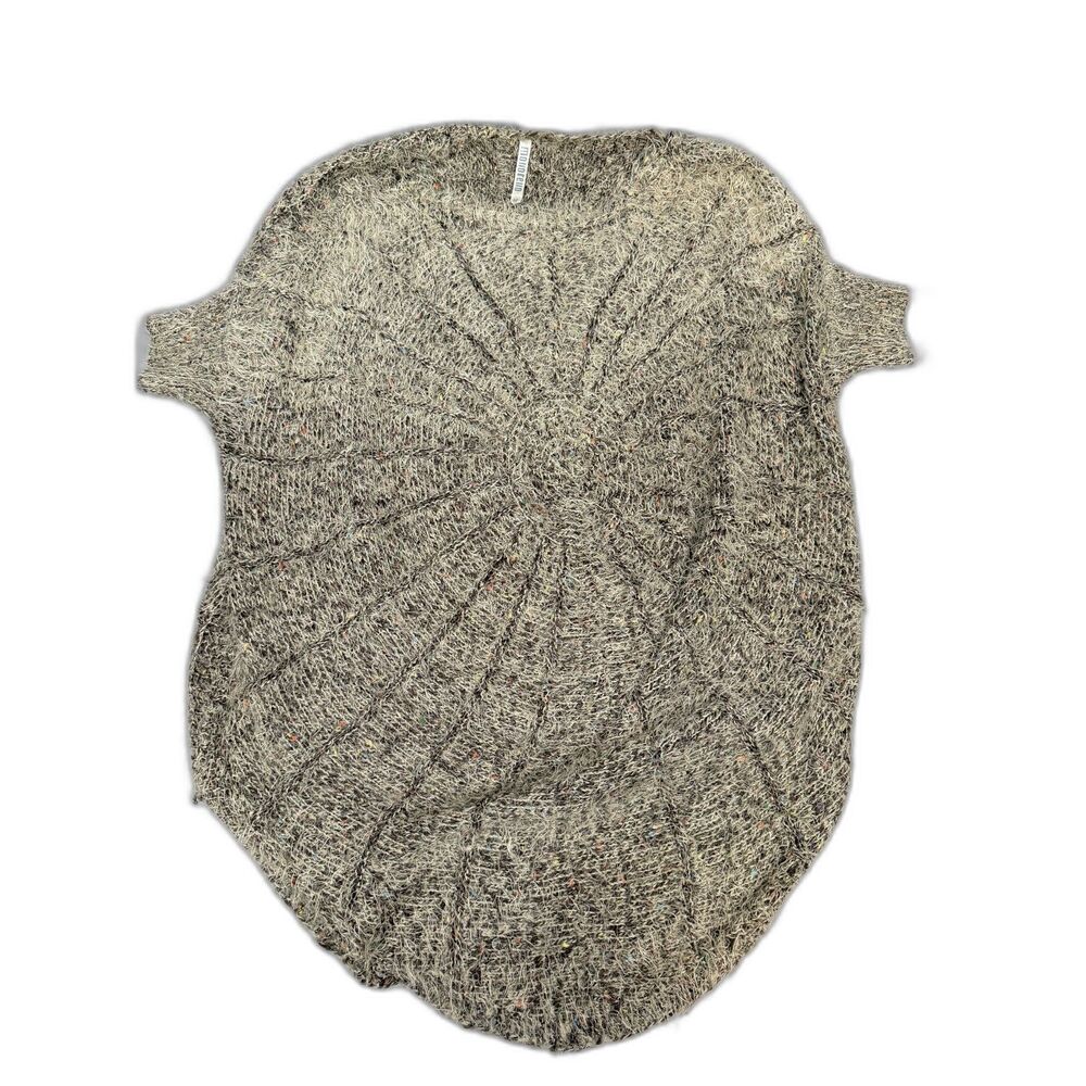 Monoreno Fuzzy Eyelash Knit Batwing Sweater M Confetti Speckled Gray Oversized